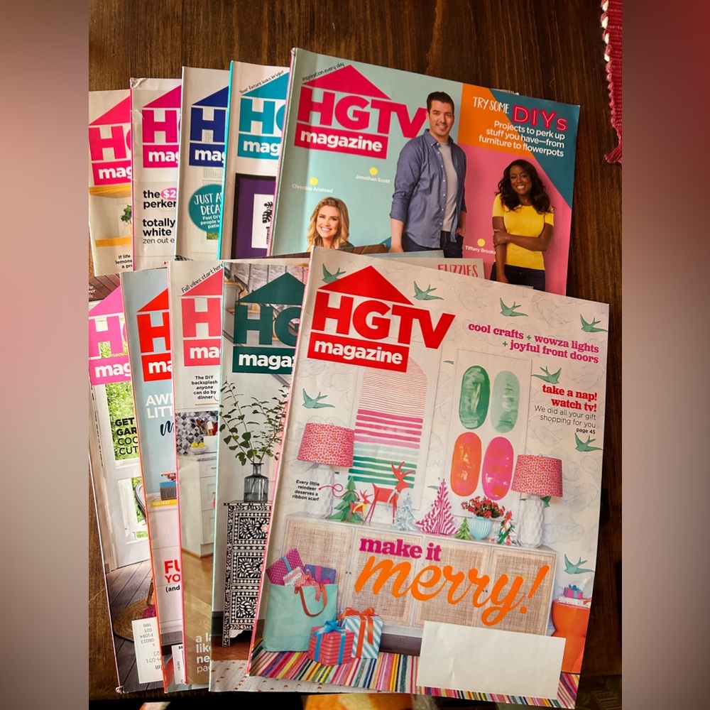 HGTV magazines. Complete 2020. 10 issues. EUC.